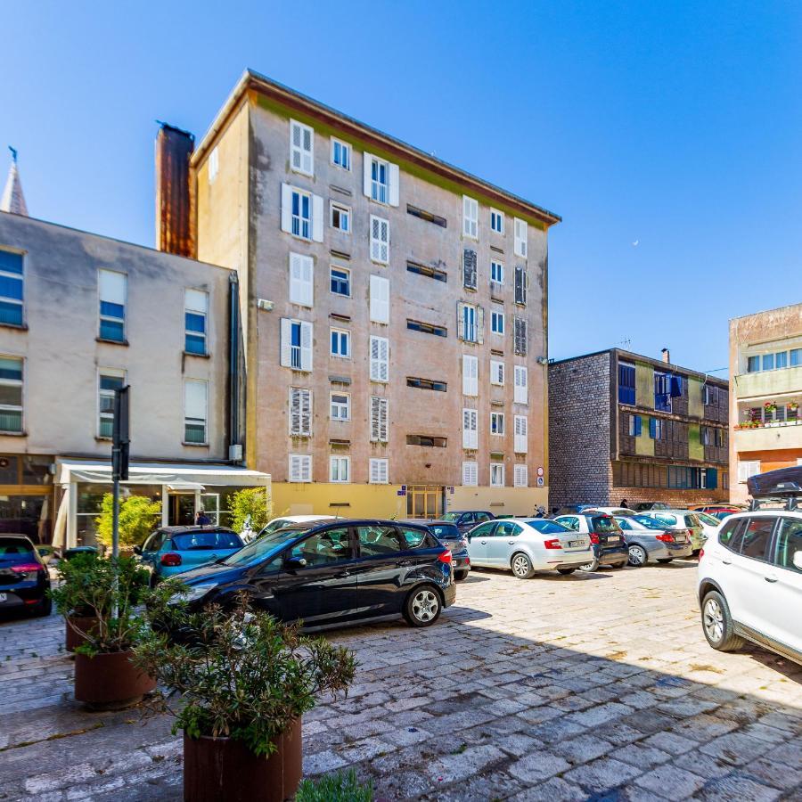Bobo 2br Apartment